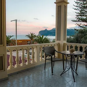 *** Hotel La Del Mare Italia